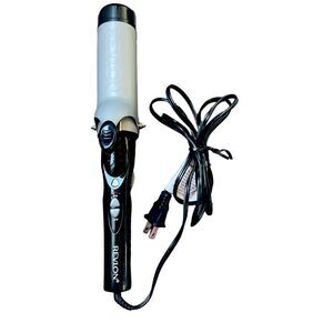 Revlon RVIR 1008 Perfect Heat Professional Styling Curling Iron